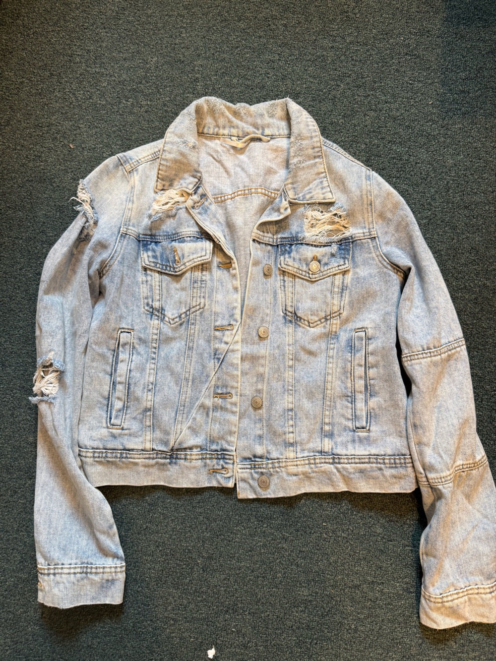 Free People Women’s Distressed Light wash Denim Jacket size small